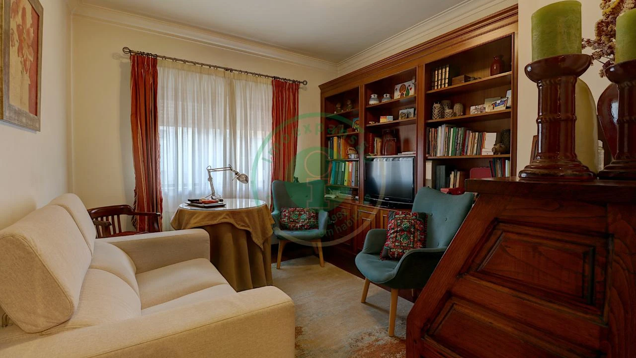 Moradia T6 para Venda em Buarcos Foto 16