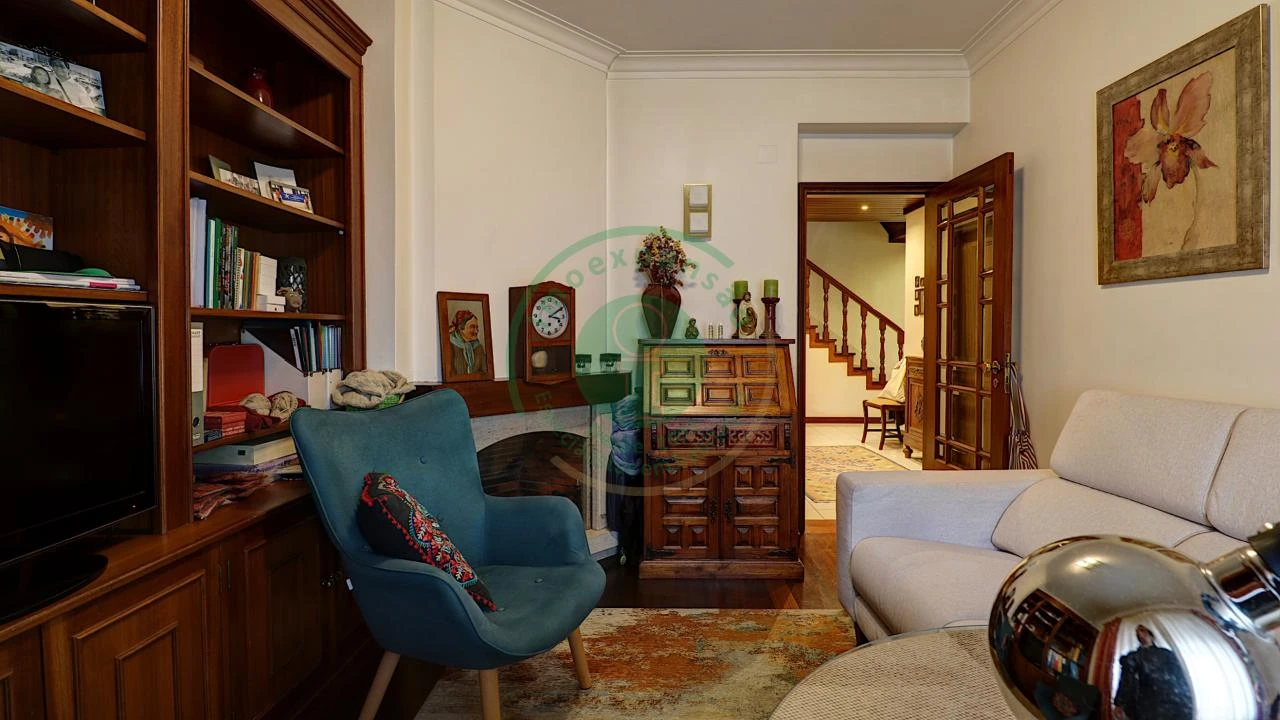 Moradia T6 para Venda em Buarcos Foto 17