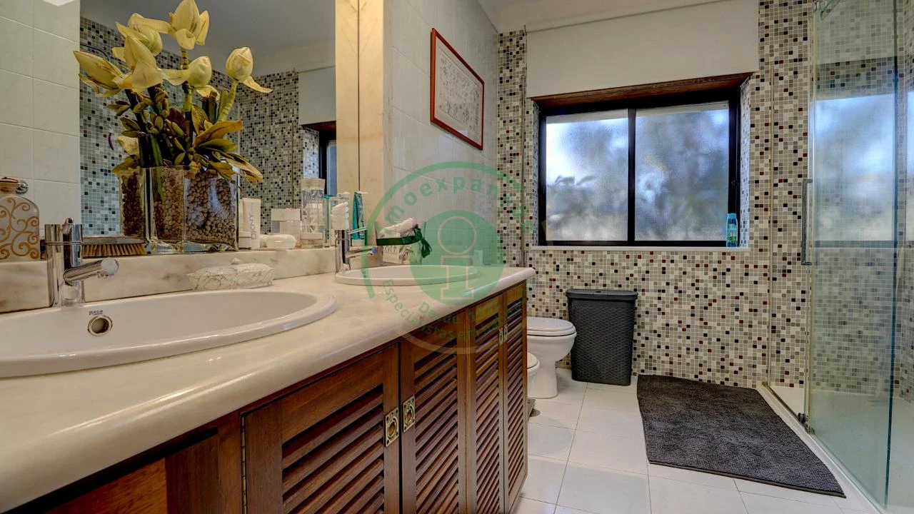 Moradia T6 para Venda em Buarcos Foto 34