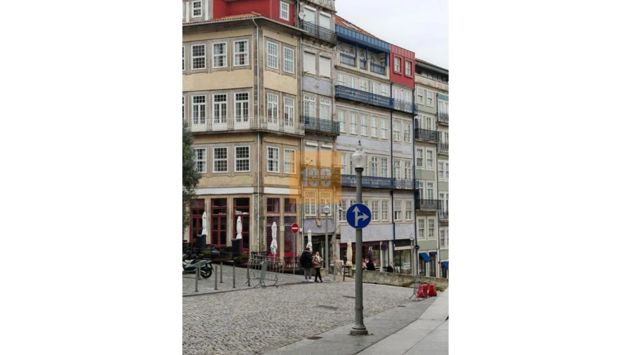 Negócio para Venda em Cedofeita, Santo Ildefonso, Sé, Miragaia, São Nicolau e Vitória Foto 3