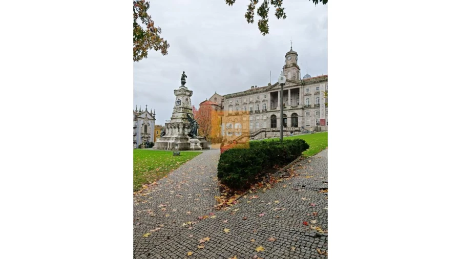 Negócio para Venda em Cedofeita, Santo Ildefonso, Sé, Miragaia, São Nicolau e Vitória Foto 6