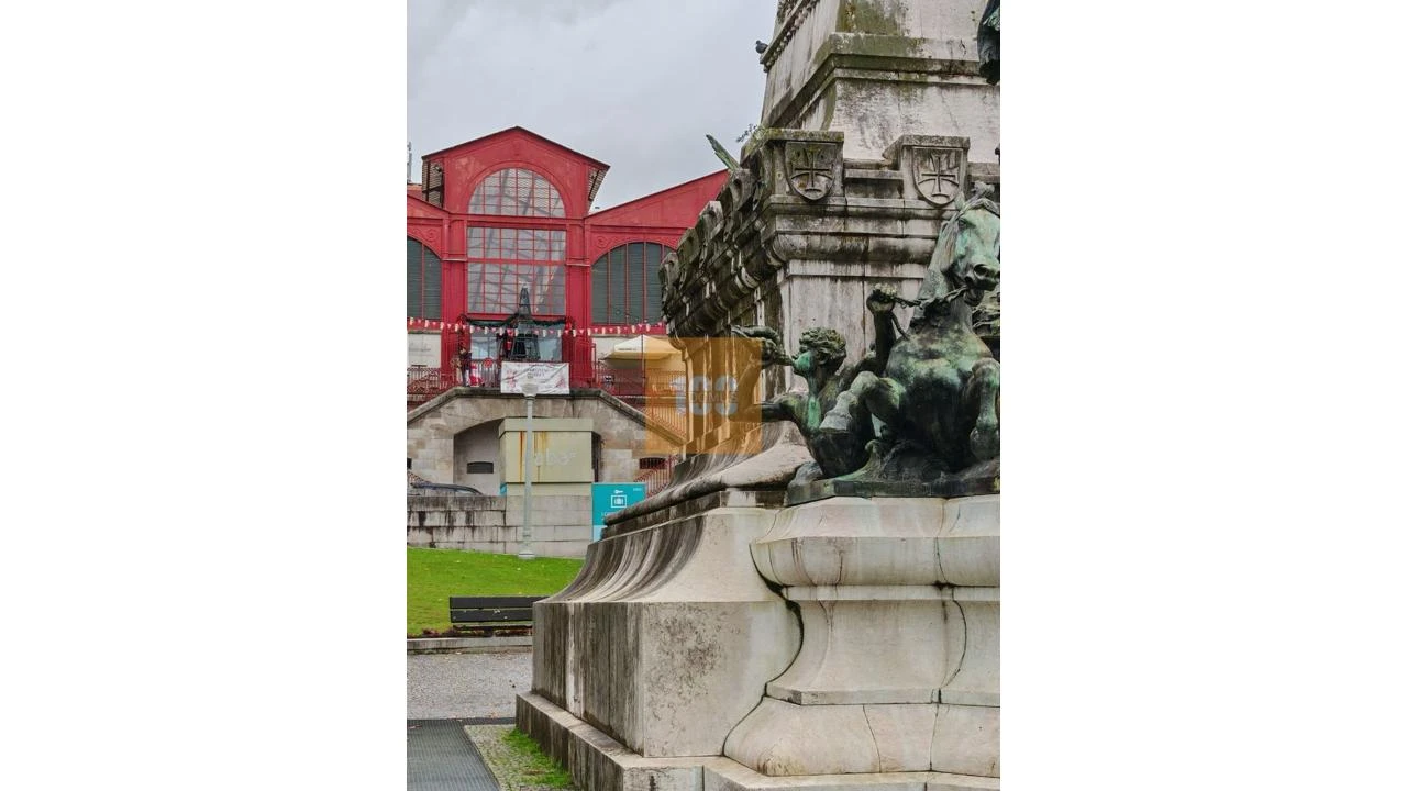 Negócio para Venda em Cedofeita, Santo Ildefonso, Sé, Miragaia, São Nicolau e Vitória Foto 9