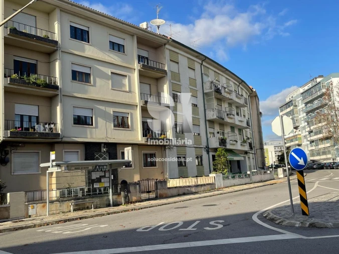 Apartamento T2 para Venda em Santo Antonio dos Olivais