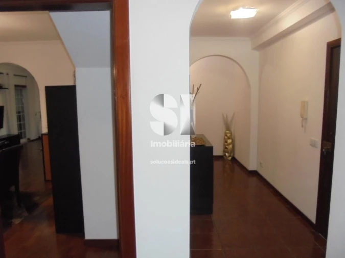 Apartamento T3 para Venda em Serpins Foto 3