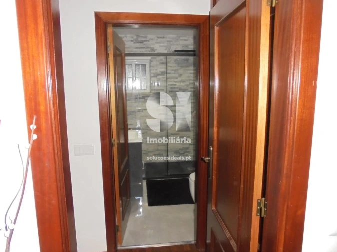 Apartamento T3 para Venda em Serpins Foto 9