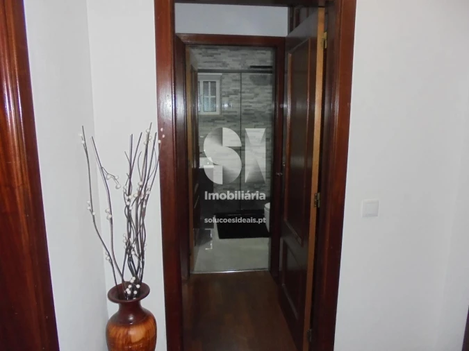 Apartamento T3 para Venda em Serpins Foto 10