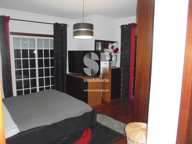 Apartamento T3 para Venda em Serpins Foto 11