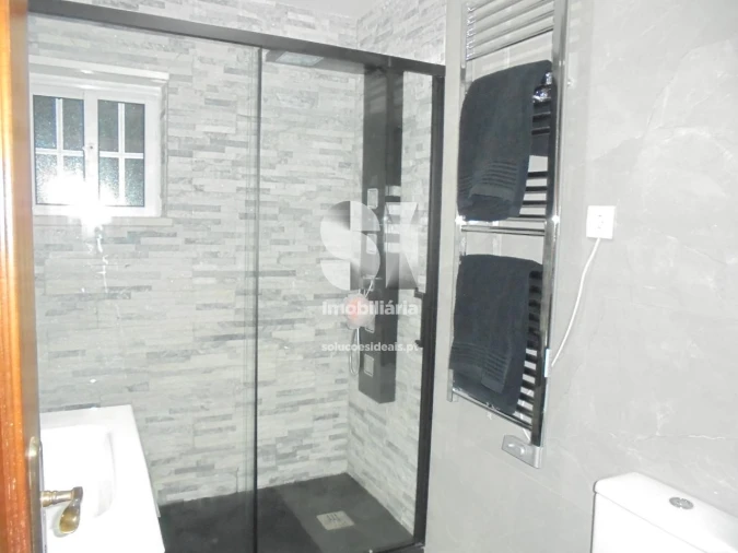 Apartamento T3 para Venda em Serpins Foto 15