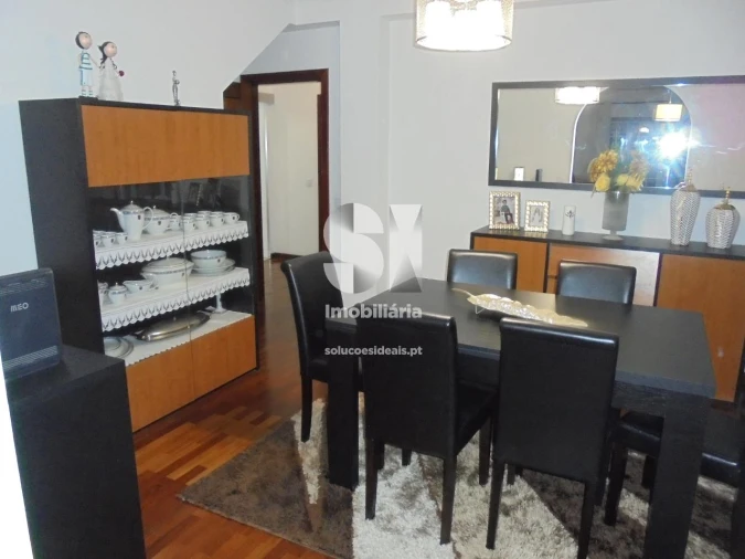 Apartamento T3 para Venda em Serpins Foto 29