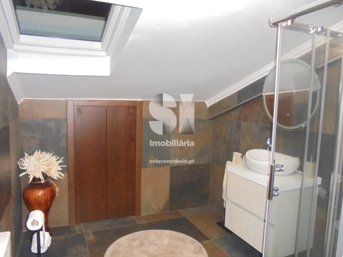 Apartamento T3 para Venda em Serpins Foto 39