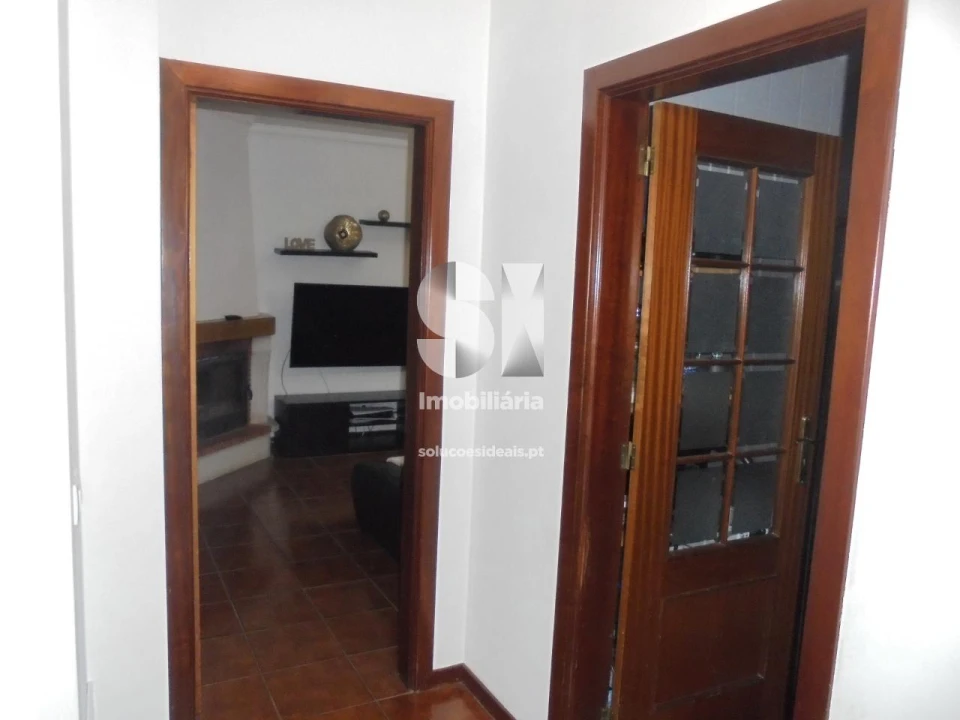 Apartamento T3 para Venda em Serpins Foto 18