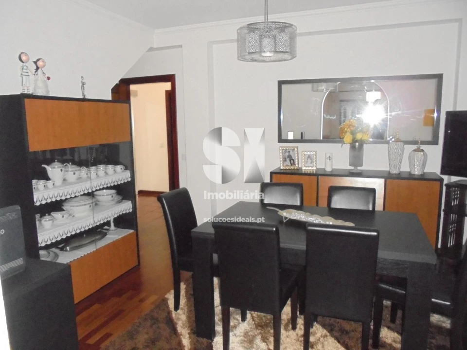 Apartamento T3 para Venda em Serpins Foto 27