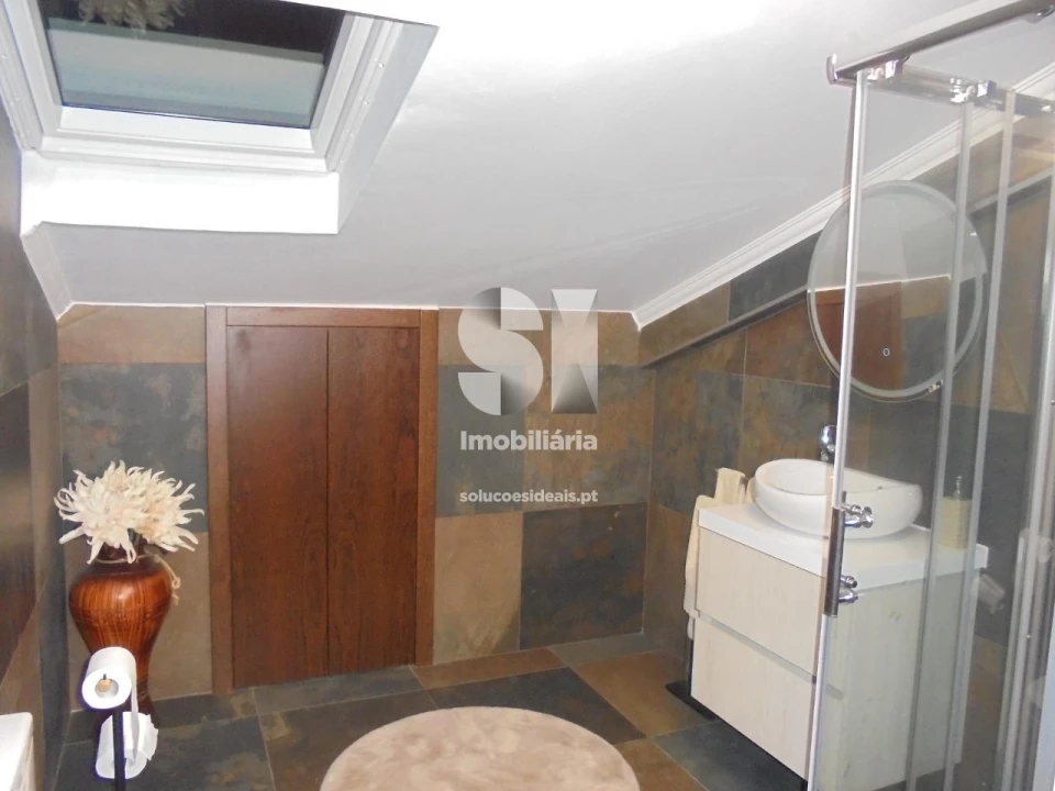 Apartamento T3 para Venda em Serpins Foto 39