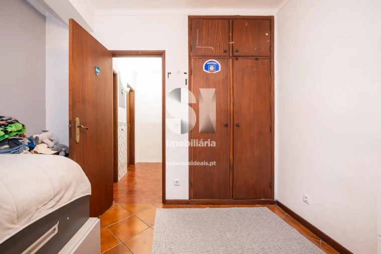 Apartamento T3 para Venda em Santo Antonio dos Olivais Foto 18