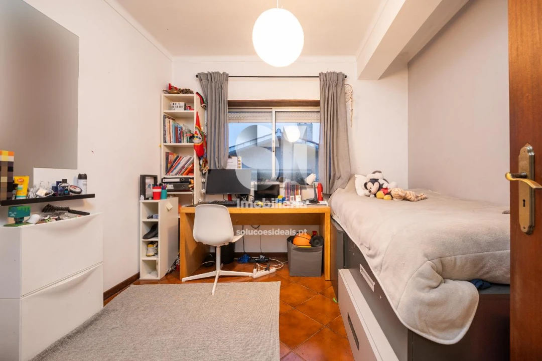 Apartamento T3 para Venda em Santo Antonio dos Olivais Foto 17