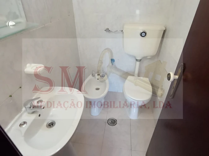 Apartamento T3 para Venda em Seixal, Arrentela e Aldeia de Paio Pires Foto 6