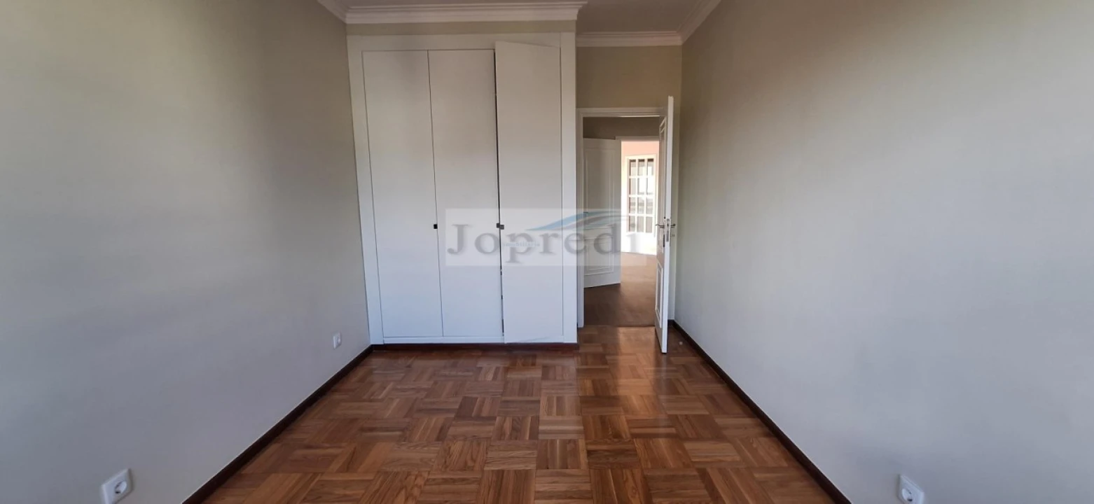 Apartamento T2 para Arrendamento em Oeiras e São Julião da Barra, Paço de Arcos e Caxias Foto 10