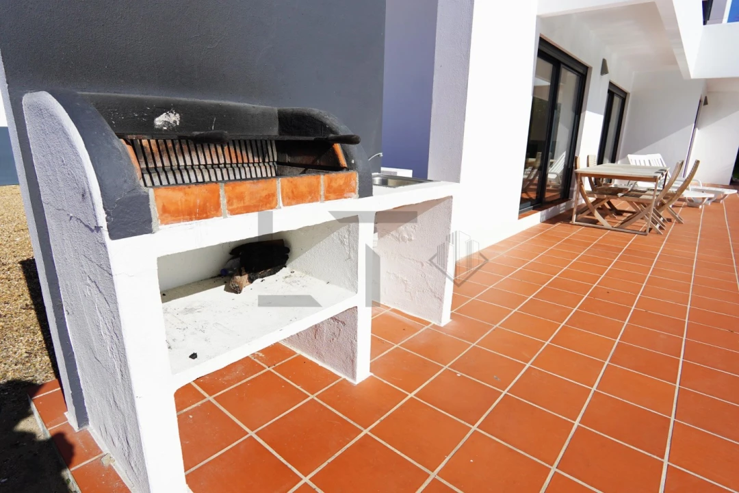 Moradia T4 para Venda em Comporta Foto 16