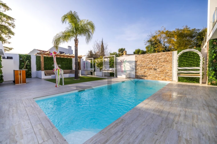 Moradia T3 para Venda em Corroios Foto 7