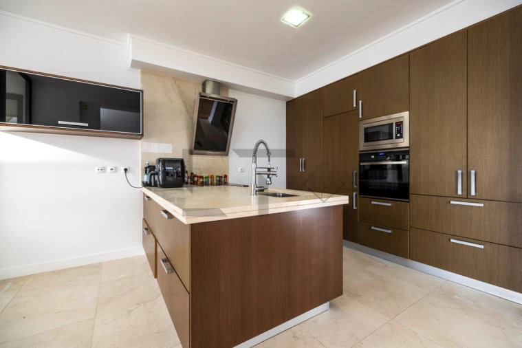 Moradia T3 para Venda em Corroios Foto 17