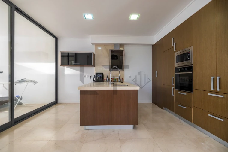 Moradia T3 para Venda em Corroios Foto 18