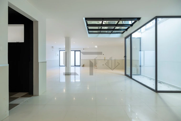 Moradia T3 para Venda em Corroios Foto 32