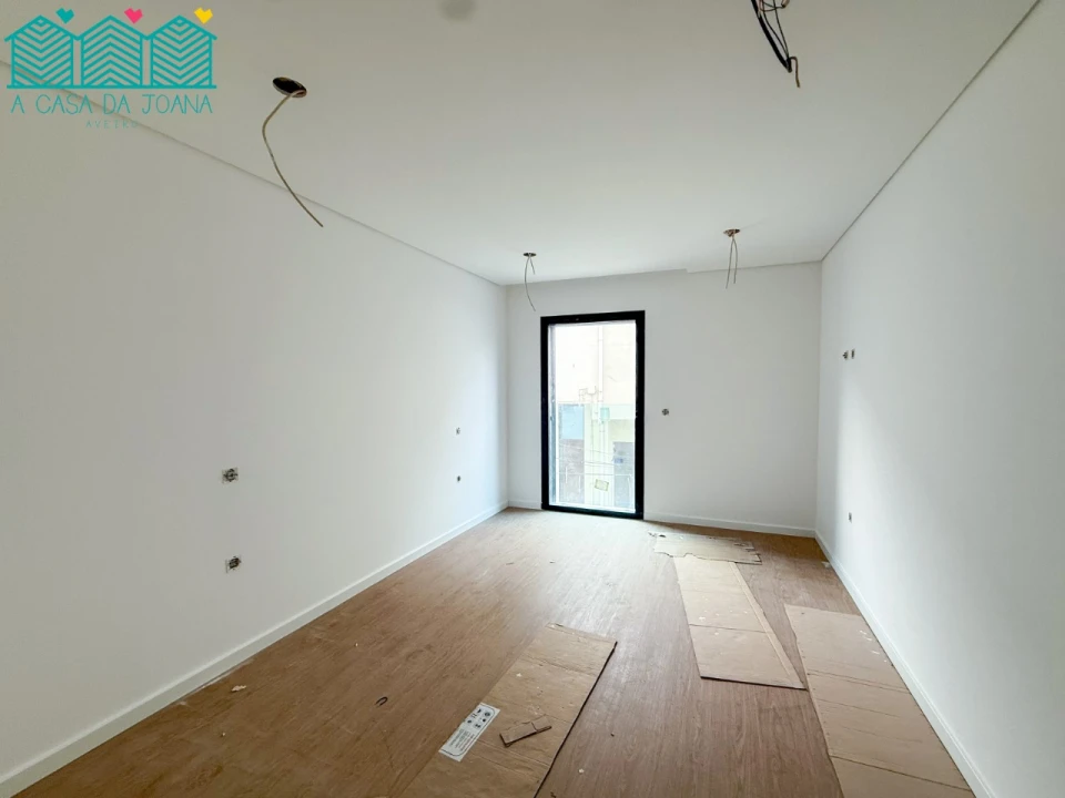 Apartamento T2 para Venda em Esgueira Foto 10