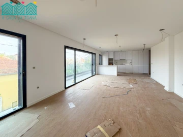 Apartamento T3 para Venda em Esgueira
