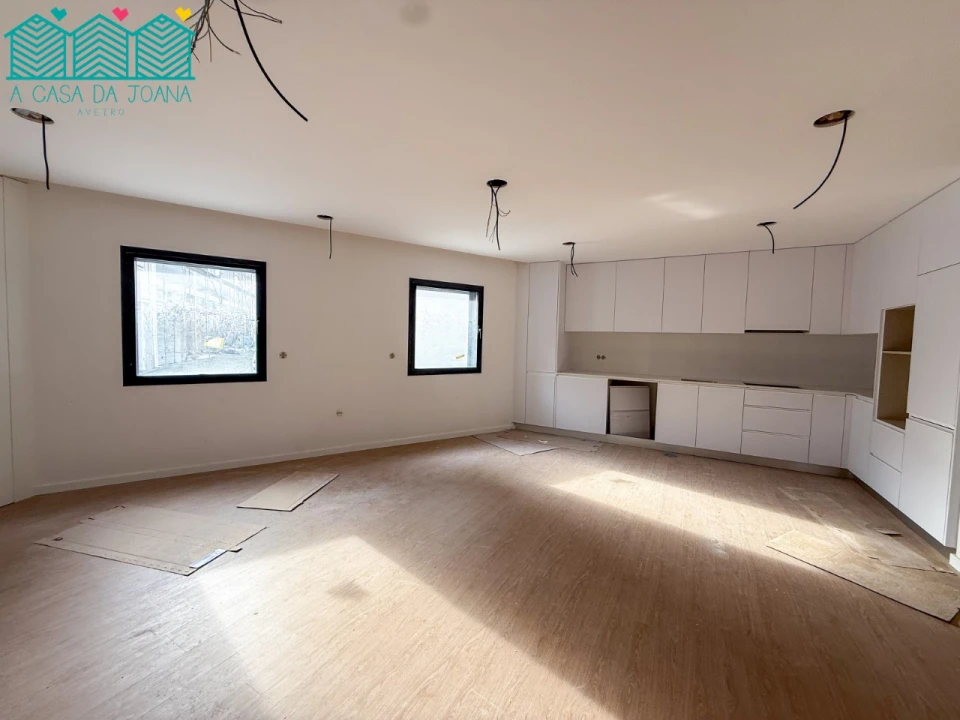 Apartamento T1 para Venda em Esgueira Foto 8