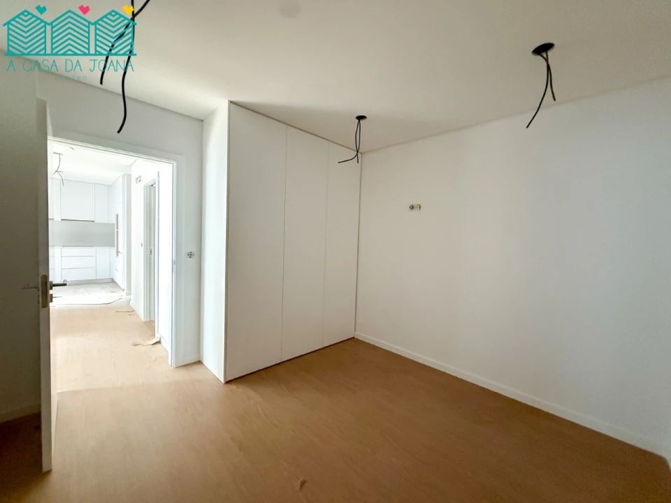 Apartamento T1 para Venda em Esgueira Foto 9