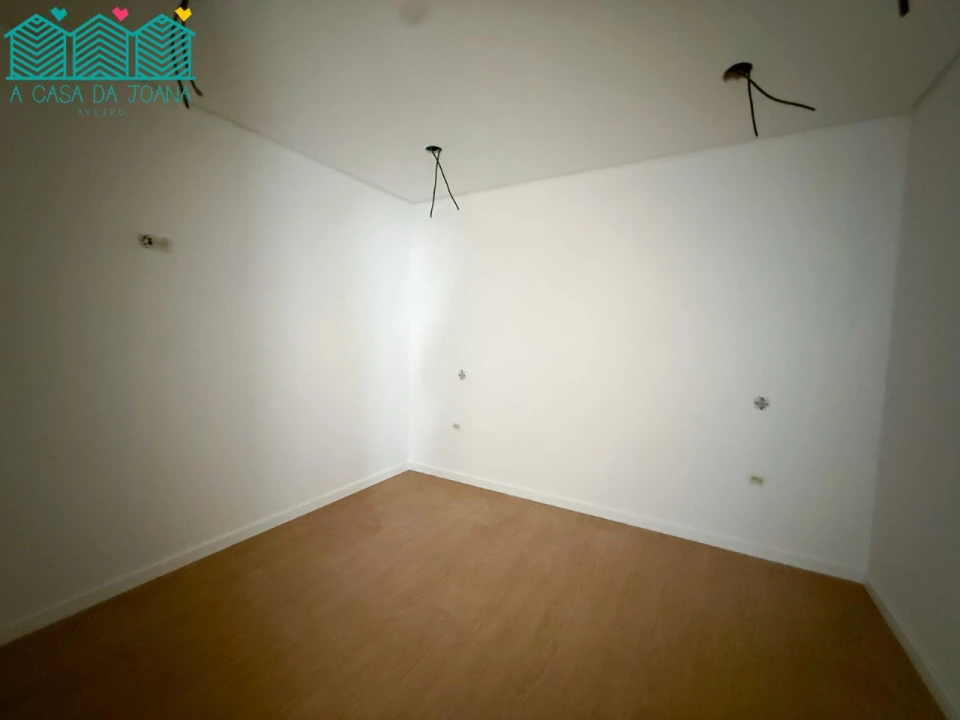 Apartamento T1 para Venda em Esgueira Foto 10