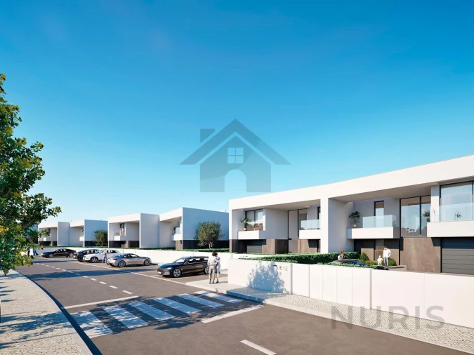 Moradia T4 para Venda em Lagos (São Sebastião e Santa Maria) Foto 26