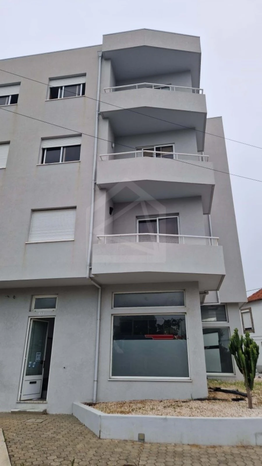 Loja para Venda em Mafamude e Vilar do Paraíso Foto 4