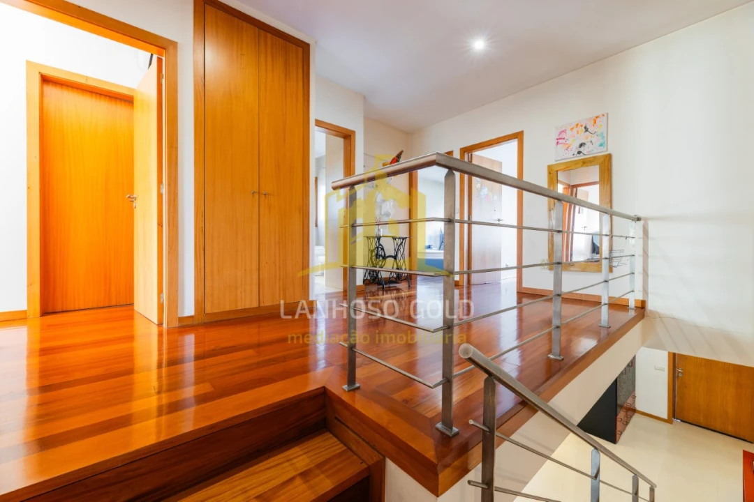 Moradia T4 para Venda em Merelim (São Pedro) e Frossos Foto 10