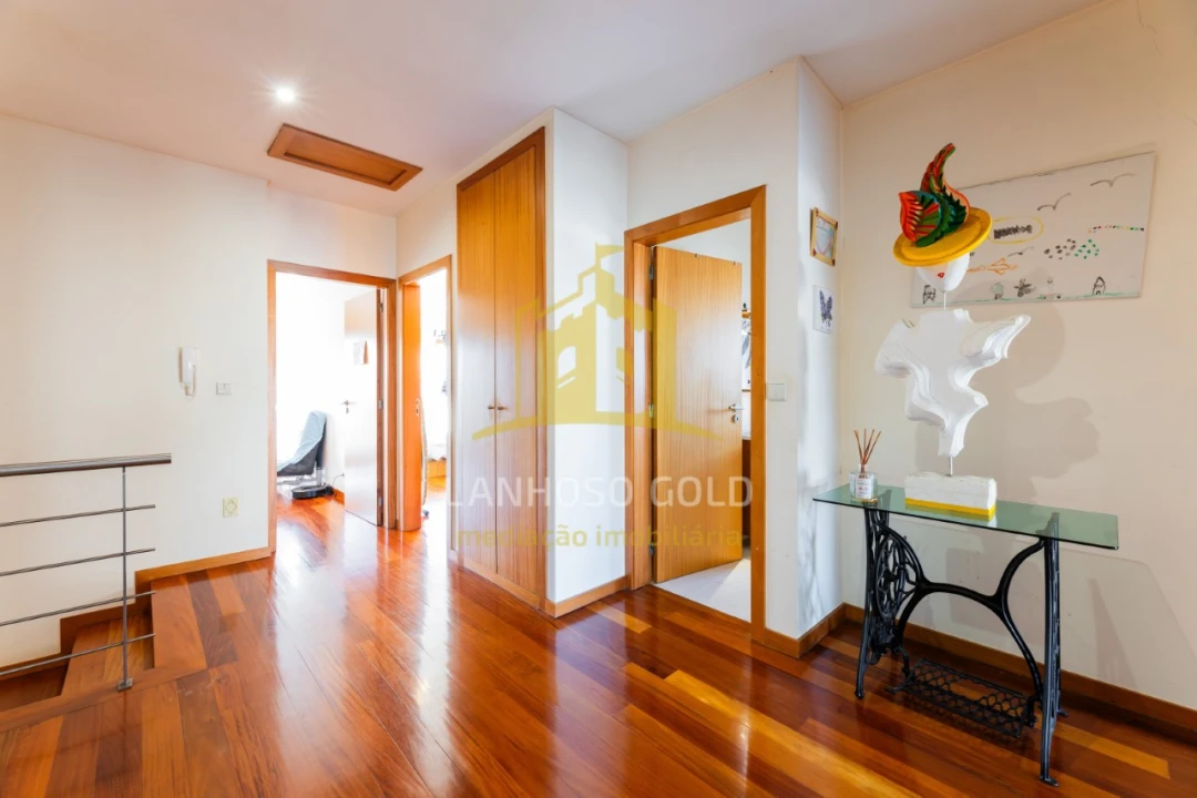 Moradia T4 para Venda em Merelim (São Pedro) e Frossos Foto 17