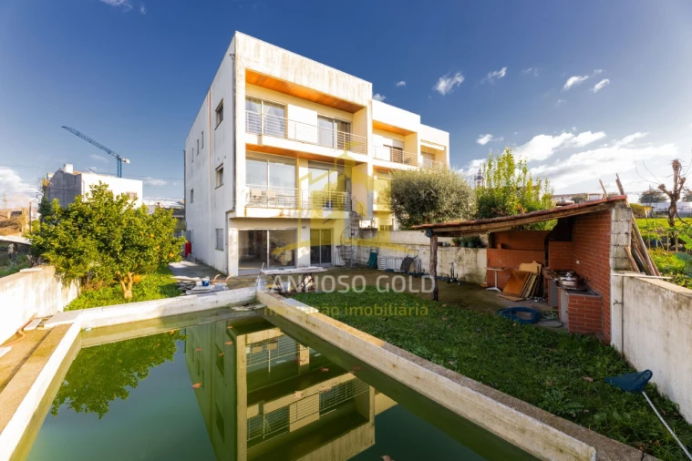 Moradia T4 para Venda em Merelim (São Pedro) e Frossos Foto 1