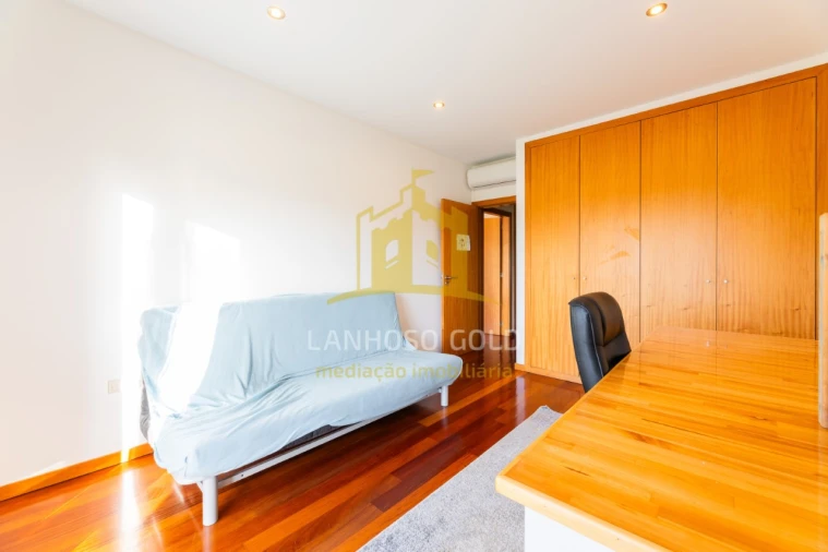 Moradia T4 para Venda em Merelim (São Pedro) e Frossos Foto 22