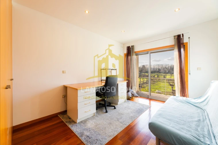 Moradia T4 para Venda em Merelim (São Pedro) e Frossos Foto 23