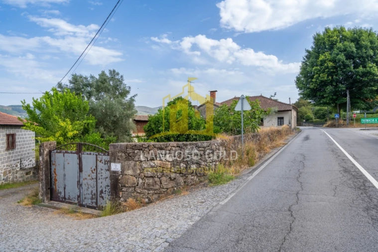 Moradia T4 para Venda em Caldelas, Sequeiros e Paranhos Foto 16
