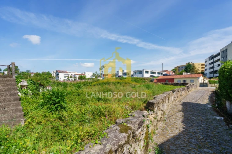 Terreno para Venda em Vila Verde e Barbudo Foto 10