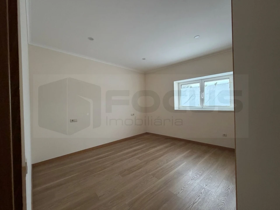 Moradia T2 para Venda em Travassô e Óis da Ribeira Foto 14