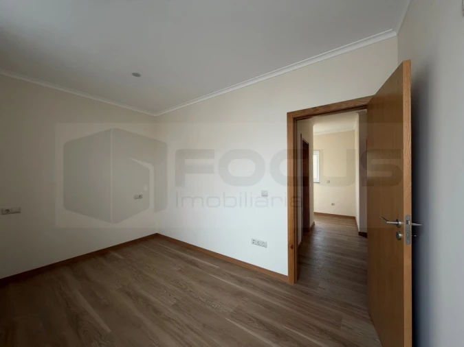 Moradia T2 para Venda em Travassô e Óis da Ribeira Foto 7