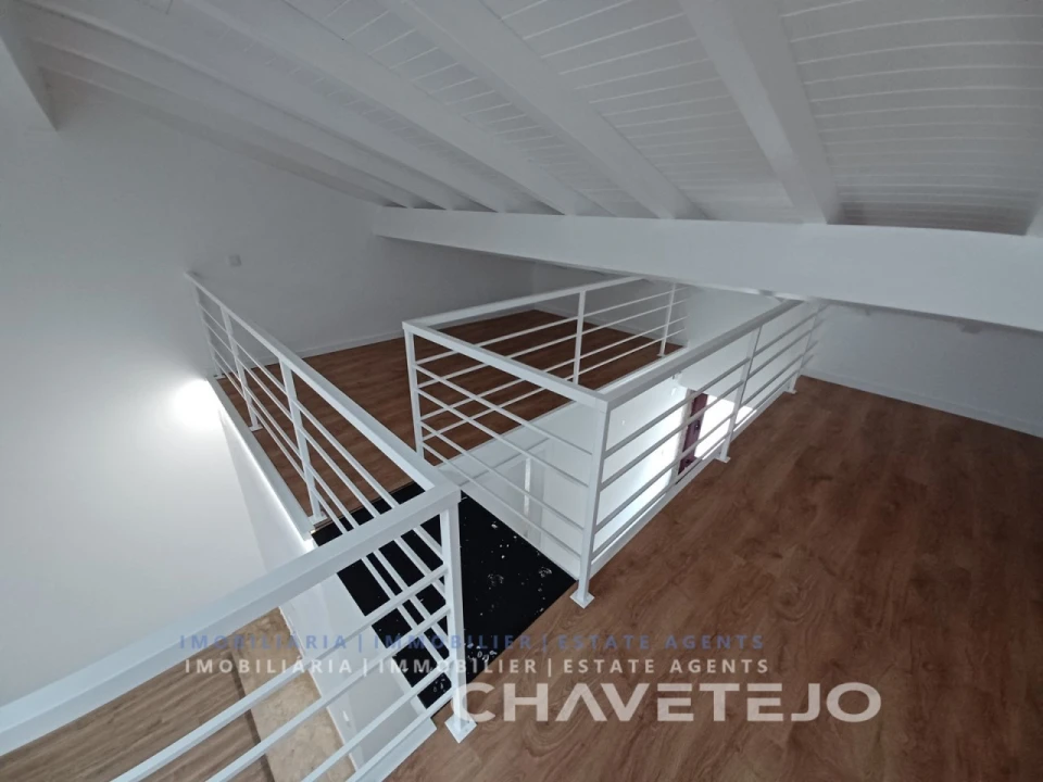 Moradia T2 para Venda em Carregueiros Foto 28