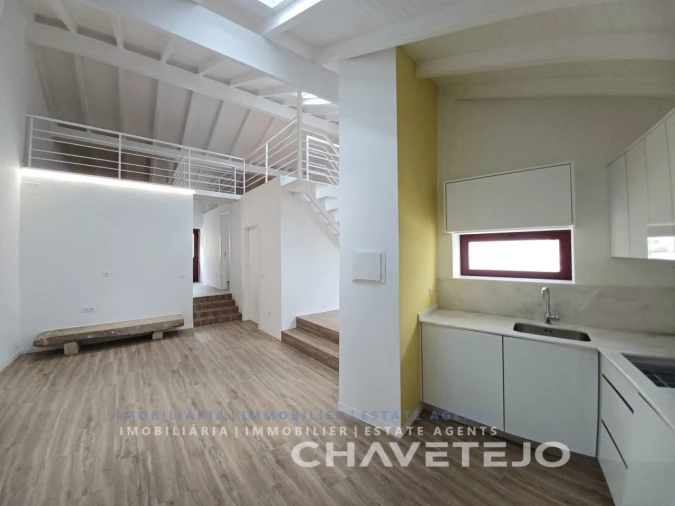 Moradia T2 para Venda em Carregueiros Foto 9