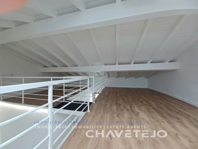 Moradia T2 para Venda em Carregueiros Foto 27