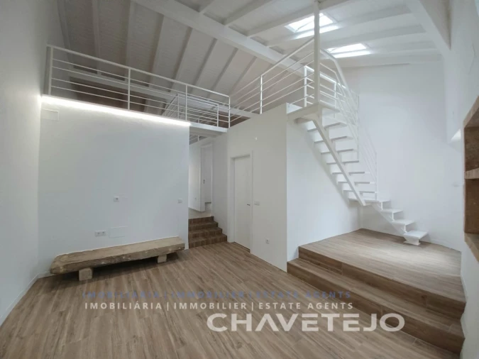 Moradia T2 para Venda em Carregueiros Foto 30