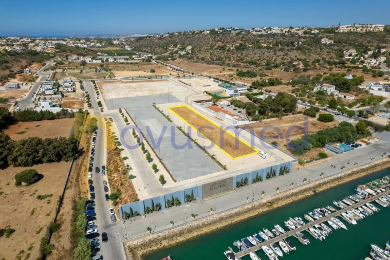 Terreno P/ Prédio para Venda em Albufeira e Olhos de Água Foto 2