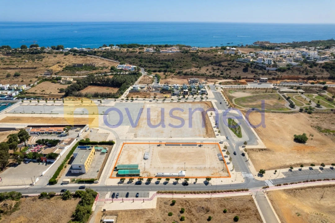 Terreno P/ Prédio para Venda em Albufeira e Olhos de Água Foto 4