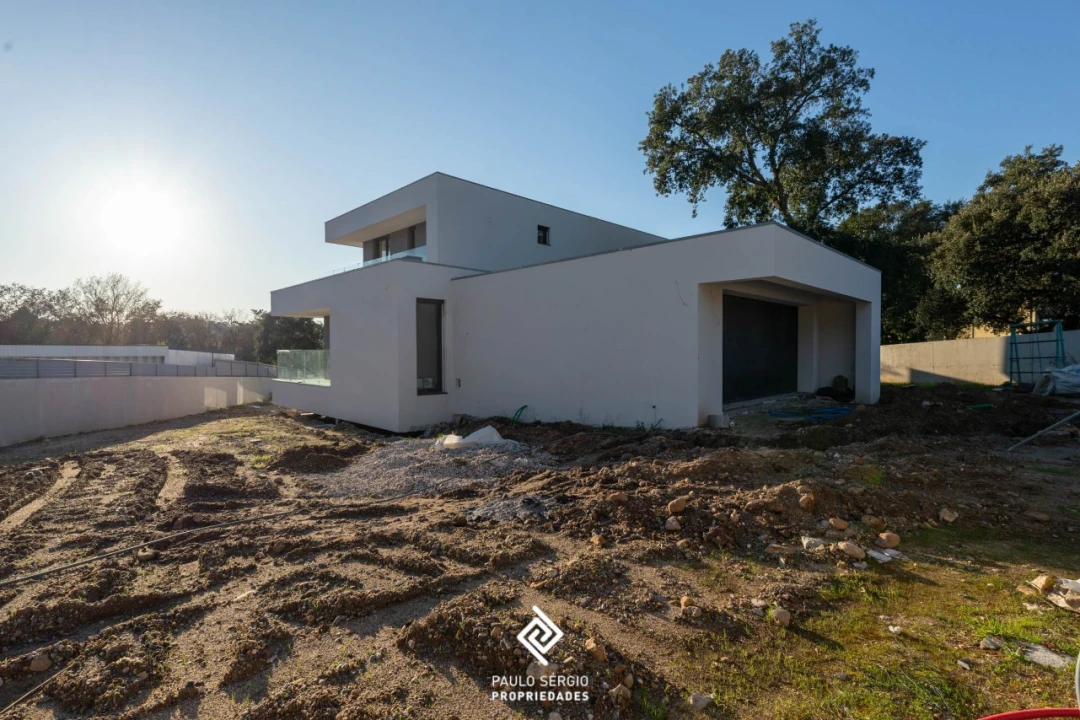 Moradia T4 para Venda em Pedroso e Seixezelo Foto 3