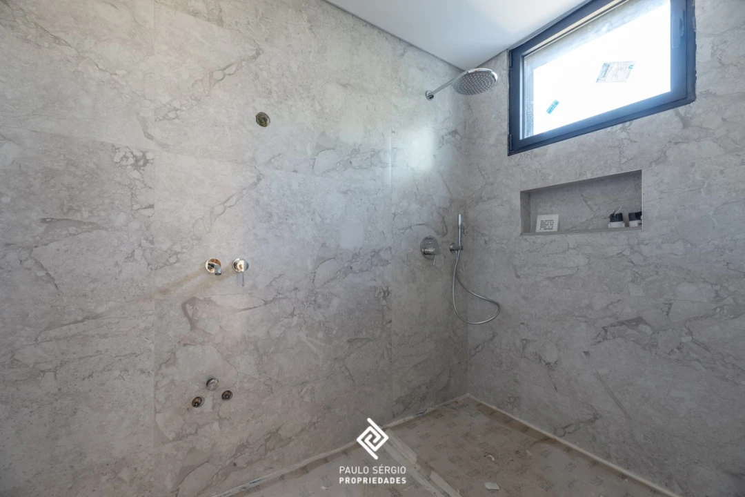 Moradia T4 para Venda em Pedroso e Seixezelo Foto 24